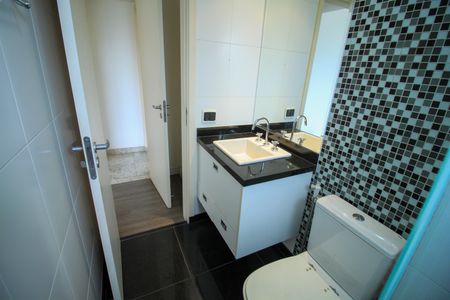 Apartamento à venda com 117m², 2 quartos e 3 vagasBanheiro 