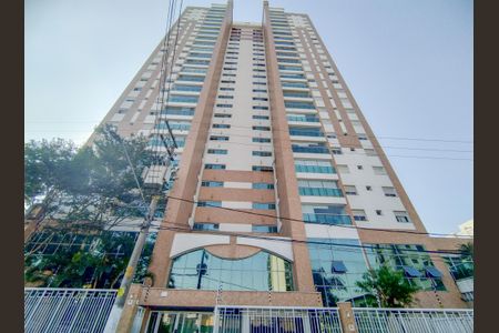 Apartamento à venda com 117m², 2 quartos e 3 vagasFachada