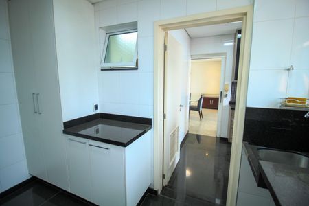 Apartamento à venda com 117m², 2 quartos e 3 vagasÁrea de Serviço