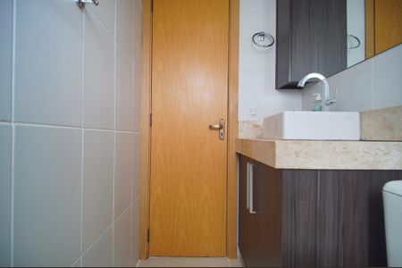 Apartamento para alugar com 68m², 2 quartos e 2 vagasBanheiro