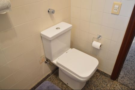 Apartamento à venda com 468m², 4 quartos e 8 vagasBanheiro