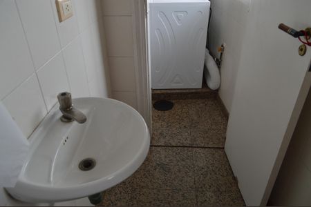 Apartamento à venda com 468m², 4 quartos e 8 vagasBanheiro de serviço