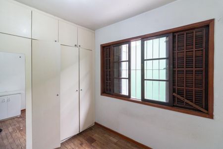 Casa para alugar com 220m², 5 quartos e 4 vagasQuarto 1