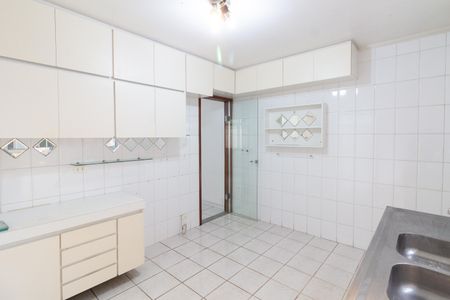 Casa para alugar com 220m², 5 quartos e 4 vagasCozinha