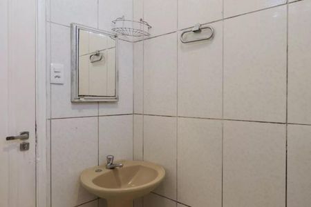 Casa à venda com 945m², 4 quartos e 2 vagasBanheiro 2