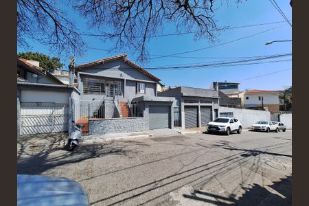 Casa à venda com 945m², 4 quartos e 2 vagasFachada 