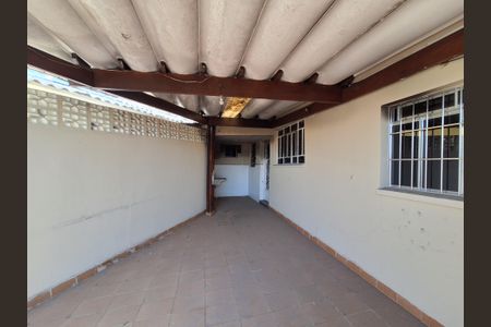 Casa à venda com 945m², 4 quartos e 2 vagasFachada casa 2