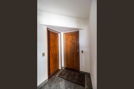 Apartamento à venda com 100m², 3 quartos e 1 vagaHall do Apartamento