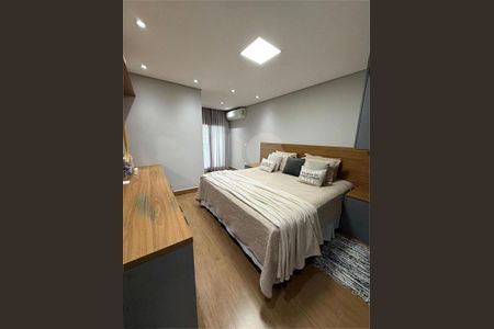 Casa à venda com 4 quartos, 190m² em Vila Carrão, São Paulo