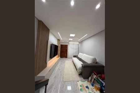 Casa à venda com 4 quartos, 190m² em Vila Carrão, São Paulo