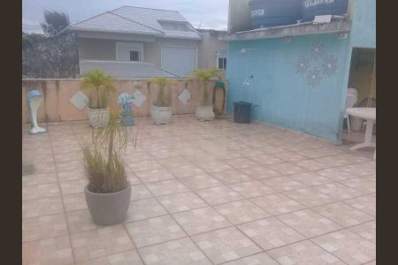 Casa à venda com 290m², 5 quartos e 2 vagas