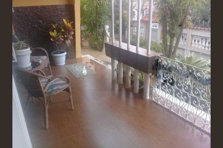 Casa à venda com 290m², 5 quartos e 2 vagas