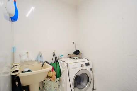 Casa à venda com 140m², 2 quartos e 2 vagasÁrea de Serviço