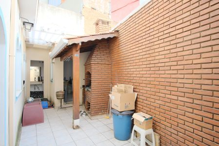 Casa à venda com 140m², 2 quartos e 2 vagasQuintal