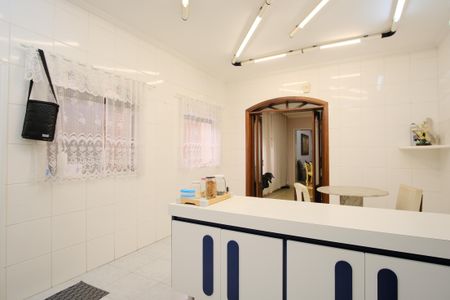 Casa à venda com 140m², 2 quartos e 2 vagasCozinha