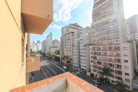 Studio à venda com 36m², 1 quarto e sem vaga Studio à venda com 36m², 1 quarto e sem vagaSacada Studio