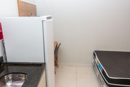 Studio de kitnet/studio para alugar com 1 quarto, 15m² em Jardim São Luís, São Paulo