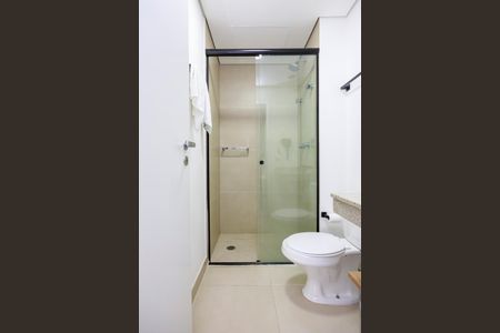 Studio para alugar com 48m², 0 quarto e 1 vaga Studio para alugar com 48m², 0 quarto e 1 vagaBanheiro