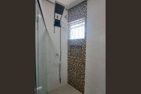 Casa à venda com 200m², 4 quartos e 2 vagas Casa à venda com 200m², 4 quartos e 2 vagasBanheiro da Suíte