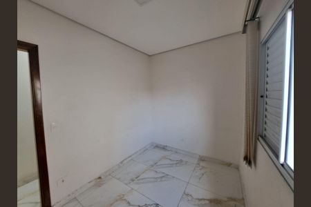 Casa à venda com 200m², 4 quartos e 2 vagas Casa à venda com 200m², 4 quartos e 2 vagasQuarto 3