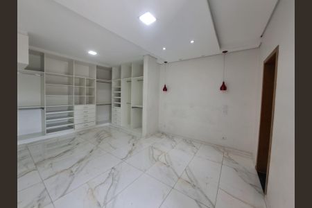 Casa à venda com 200m², 4 quartos e 2 vagas Casa à venda com 200m², 4 quartos e 2 vagasSuíte