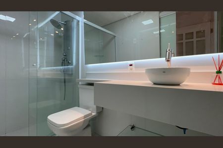 Apartamento à venda com 88m², 2 quartos e 2 vagasBanheiro