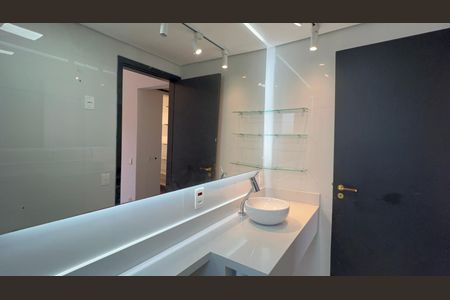 Apartamento à venda com 88m², 2 quartos e 2 vagasBanheiro da Suíte