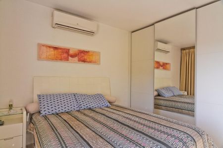 Casa à venda com 180m², 3 quartos e 3 vagasSuíte