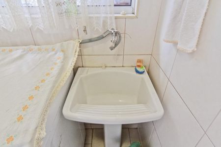 Casa à venda com 180m², 3 quartos e 3 vagasÁrea de Serviço