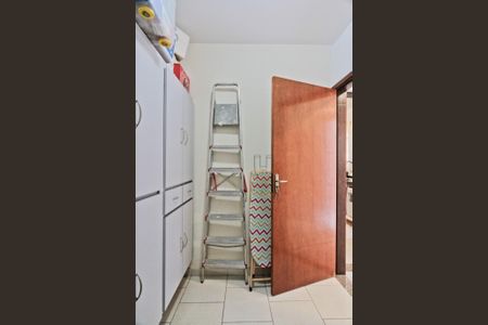 Casa à venda com 180m², 3 quartos e 3 vagasÁrea de Serviço