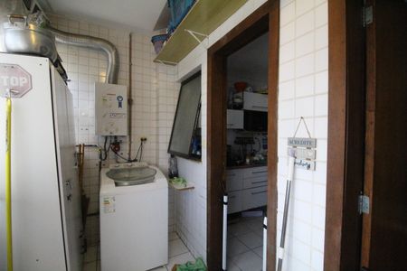 Apartamento à venda com 150m², 3 quartos e 2 vagasÁrea de serviço