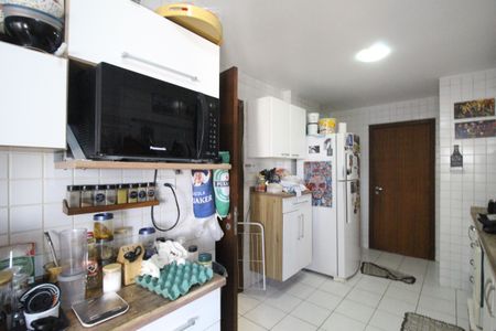 Apartamento à venda com 150m², 3 quartos e 2 vagasCozinha