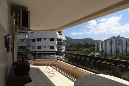 Apartamento à venda com 150m², 3 quartos e 2 vagasSala - Varanda