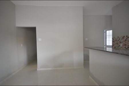 Apartamento para alugar com 70m², 2 quartos e 1 vagaSala