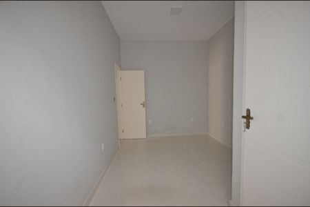 Apartamento para alugar com 70m², 2 quartos e 1 vaga Suite