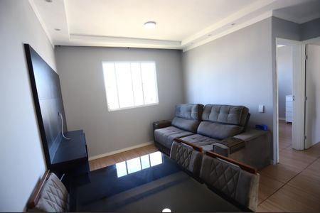 Sala de apartamento para alugar com 2 quartos, 42m² em Parque Santa Rosa, Suzano