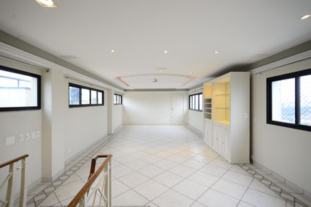 Apartamento à venda com 623m², 4 quartos e 6 vagasCobertura