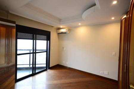 Apartamento à venda com 623m², 4 quartos e 6 vagasSuíte 1