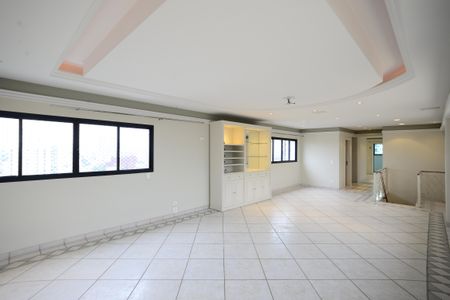 Apartamento à venda com 623m², 4 quartos e 6 vagasCobertura