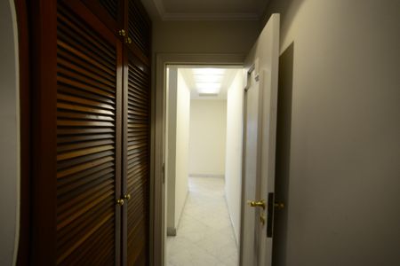 Apartamento à venda com 623m², 4 quartos e 6 vagasCorredor