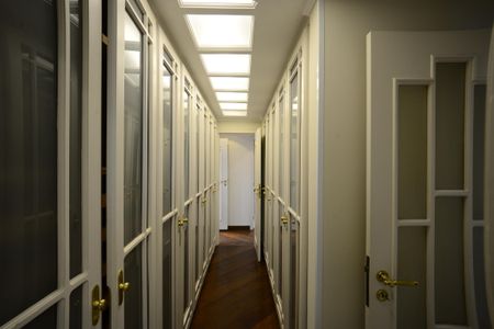 Apartamento à venda com 623m², 4 quartos e 6 vagasCorredor