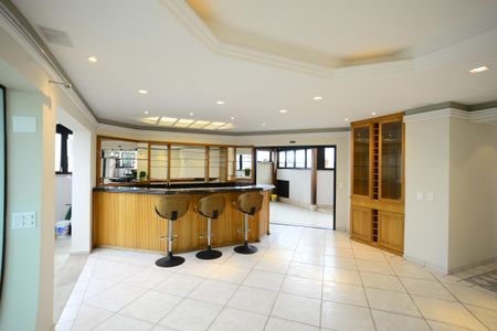 Apartamento à venda com 623m², 4 quartos e 6 vagasCobertura