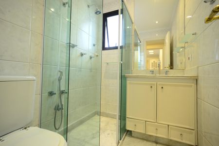 Apartamento à venda com 623m², 4 quartos e 6 vagasBanheiro Social