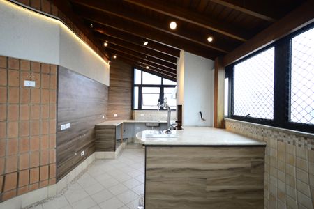 Apartamento à venda com 623m², 4 quartos e 6 vagasCobertura