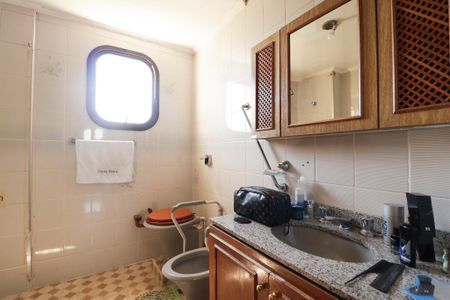 Apartamento para alugar com 370m², 4 quartos e 4 vagasBanheiro da Suíte 1