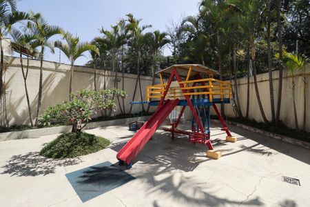 Apartamento para alugar com 370m², 4 quartos e 4 vagasPlayground