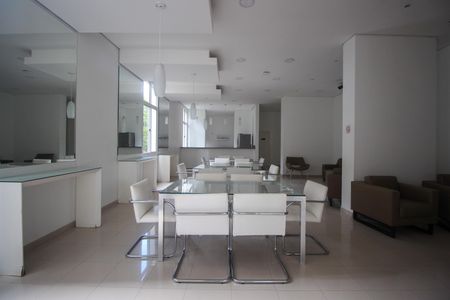 Apartamento para alugar com 145m², 3 quartos e 3 vagasÁrea comum - Salão de festas