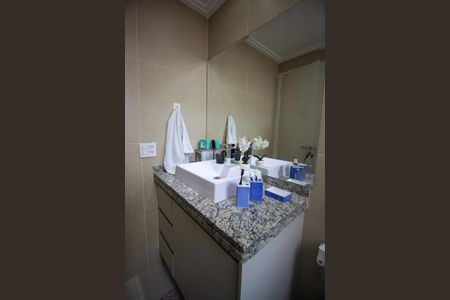 Apartamento para alugar com 145m², 3 quartos e 3 vagasBanheiro da Suíte 2