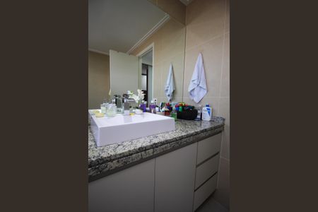 Apartamento para alugar com 145m², 3 quartos e 3 vagasBanheiro da Suíte 1