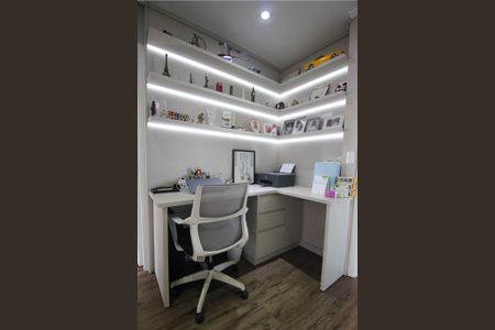 Apartamento para alugar com 145m², 3 quartos e 3 vagasEscritório